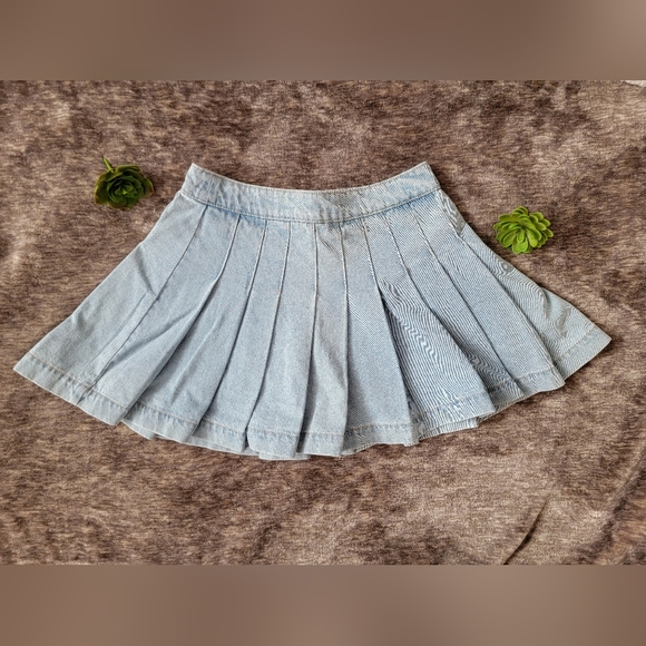 Forever 21- Light Blue Denim Skirt - Picture 3 of 3